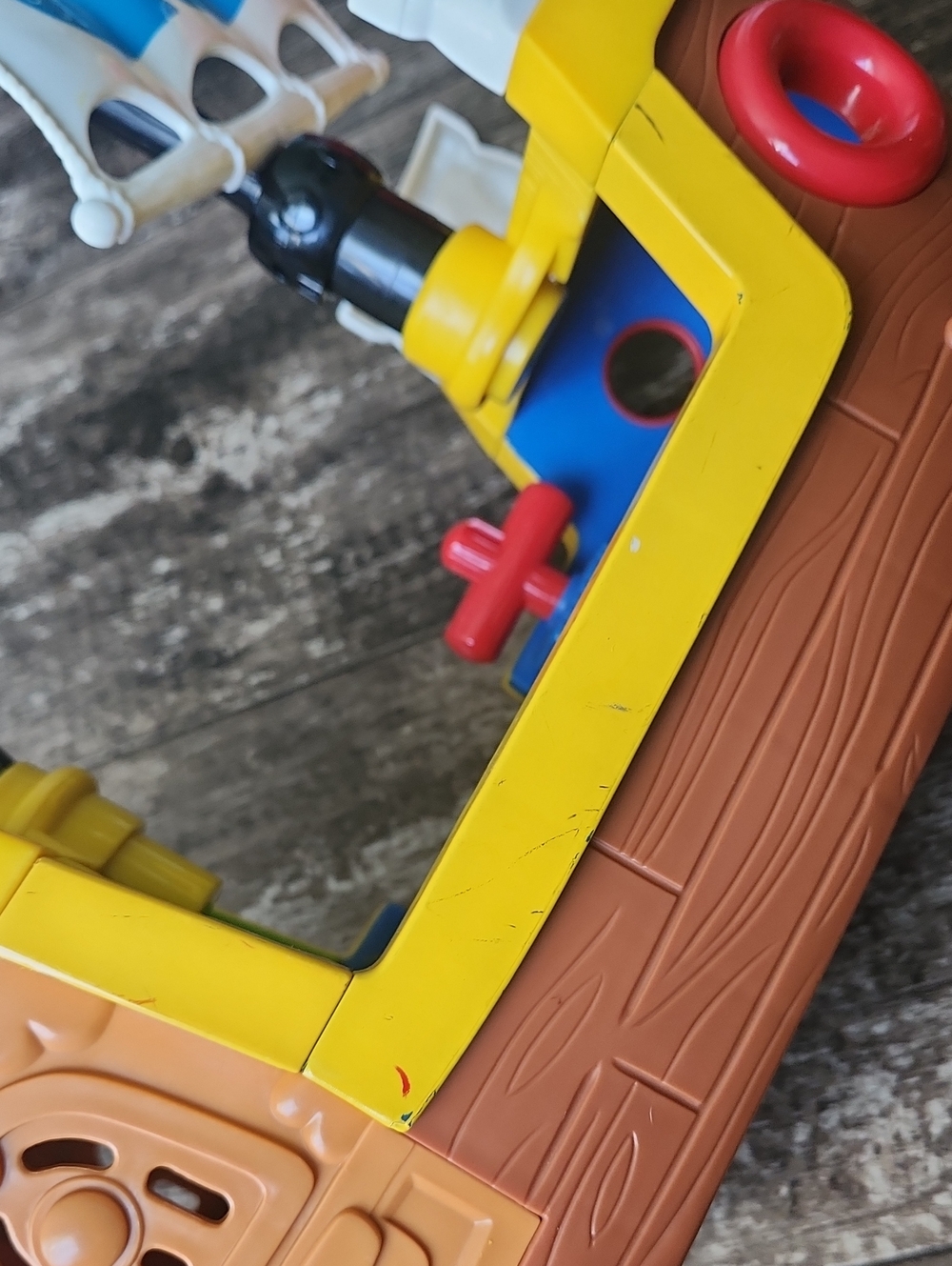 Fisher-Price Bright Little People Pirate Ship - Picture 14 of 14